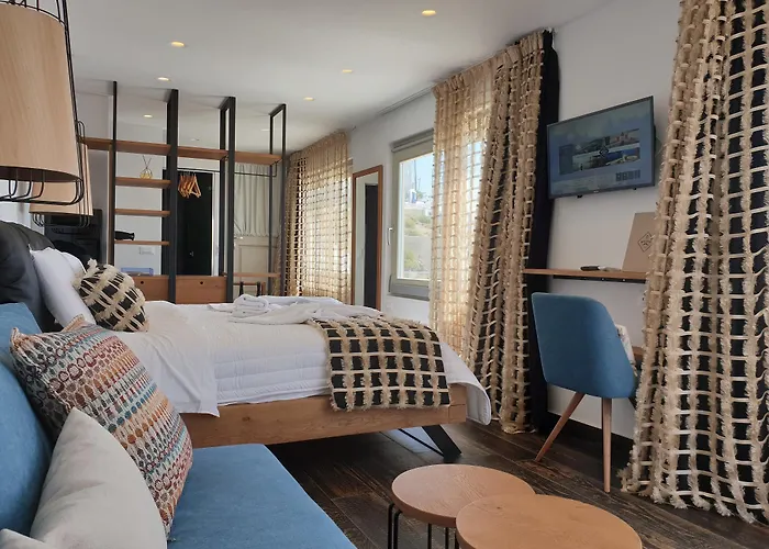 أجنحة وفيلات غالاكسي *